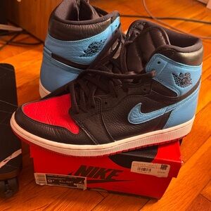 Nike Air Jordan 1 Sneakers High OG NC to Chi Women’s 9.5